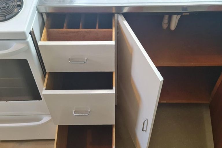 Photo of property in 33 Brennan Place, Opunake, 4616