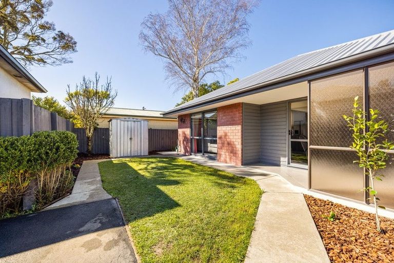 Photo of property in 2/252 Grahams Road, Bishopdale, Christchurch, 8053