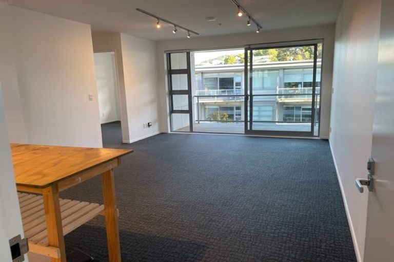 Photo of property in Revolucion Apartments, 402n/28 Torrens Terrace, Mount Cook, Wellington, 6011