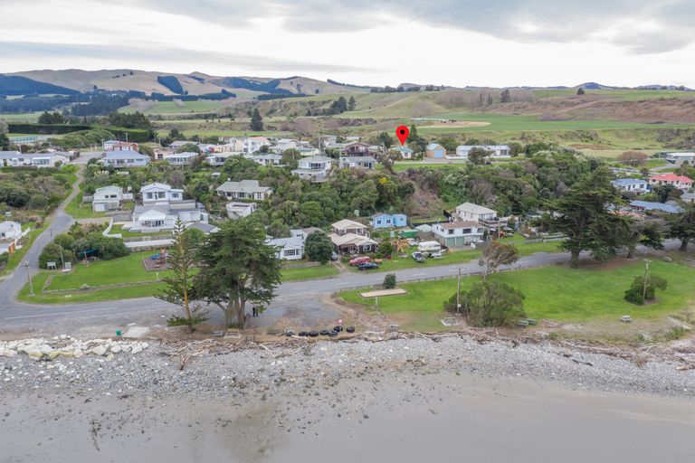 Photo of property in 15 Campbell Terrace, Motunau, Waipara, 7387