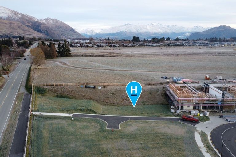 Photo of property in 23 Rubus Street, Wanaka, 9382