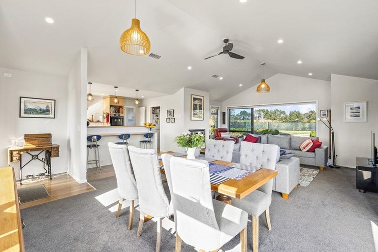 Photo of property in 21 Jarrett Terrace, Leamington, Cambridge, 3432