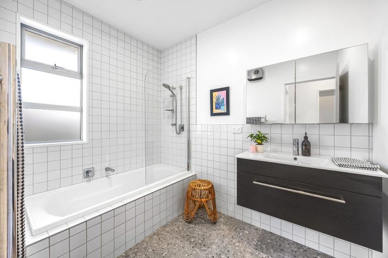 Photo of property in 27 Ruapani Street, Marshland, Christchurch, 8083