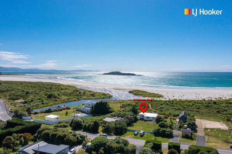 Photo of property in 111 Moturata Road, Taieri Beach, Taieri Mouth, 9091