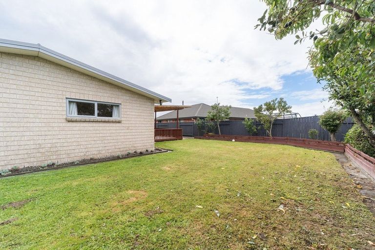 Photo of property in 58 Branigan Parade, Kelvin Grove, Palmerston North, 4414