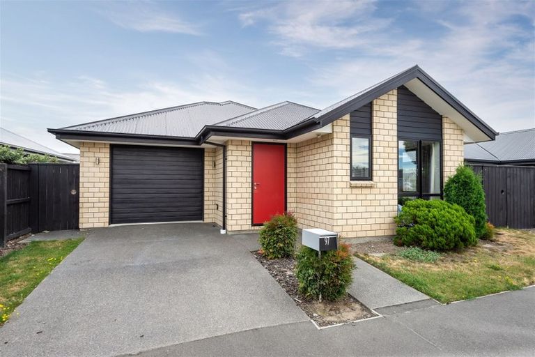 Photo of property in 97 Caulfield Avenue, Halswell, Christchurch, 8025