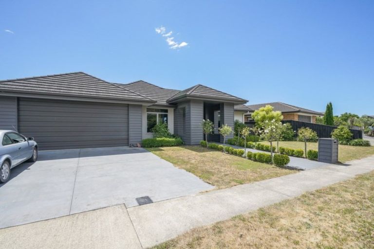 Photo of property in 39 Covent Drive, Stoke, Nelson, 7011