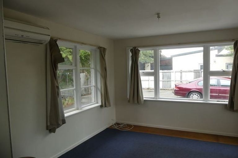 Photo of property in 3 Tara Street, Riccarton, Christchurch, 8041