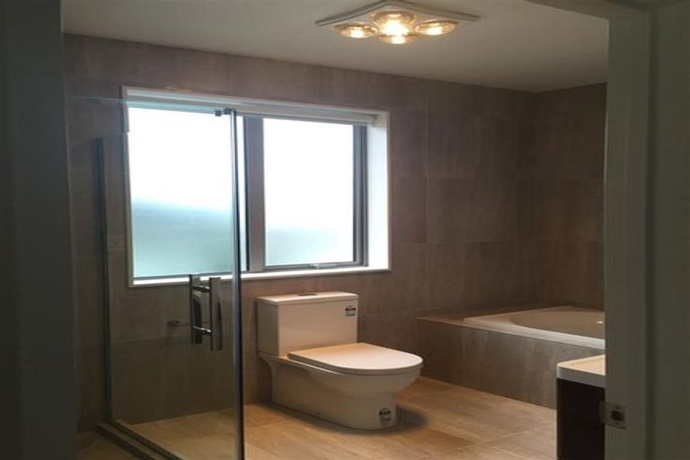 Photo of property in 49 Travis View Drive, Fairview Heights, Auckland, 0632