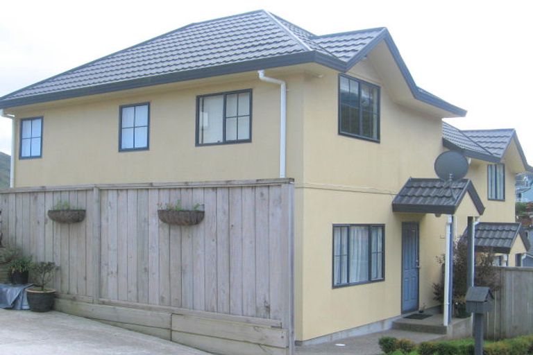 Photo of property in 78a Woodhouse Avenue, Karori, Wellington, 6012