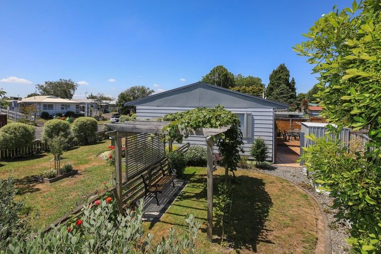 Photo of property in 53 Crawshaw Drive, Nawton, Hamilton, 3200