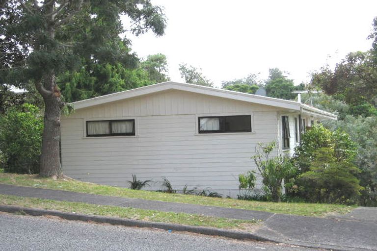 Photo of property in 48 Weatherly Road, Torbay, Auckland, 0630