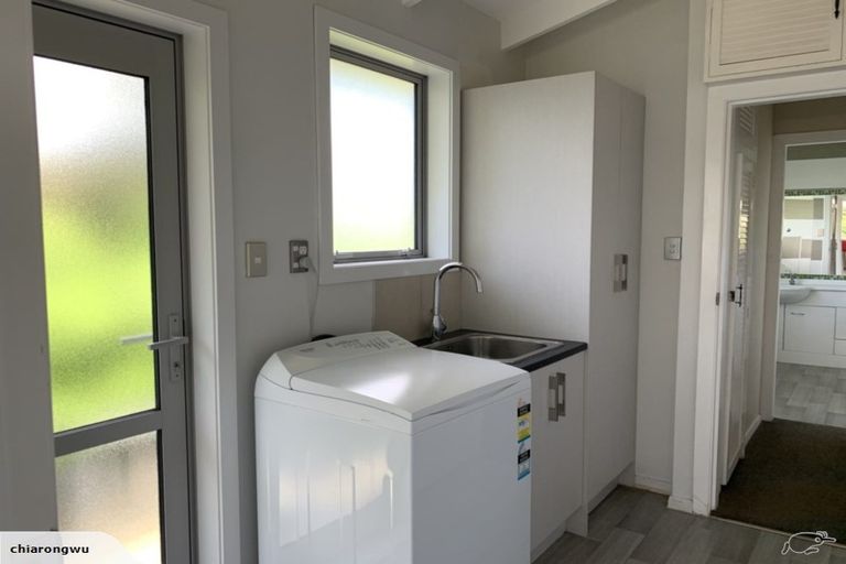 Photo of property in 6a Deepdale Street, Burnside, Christchurch, 8053