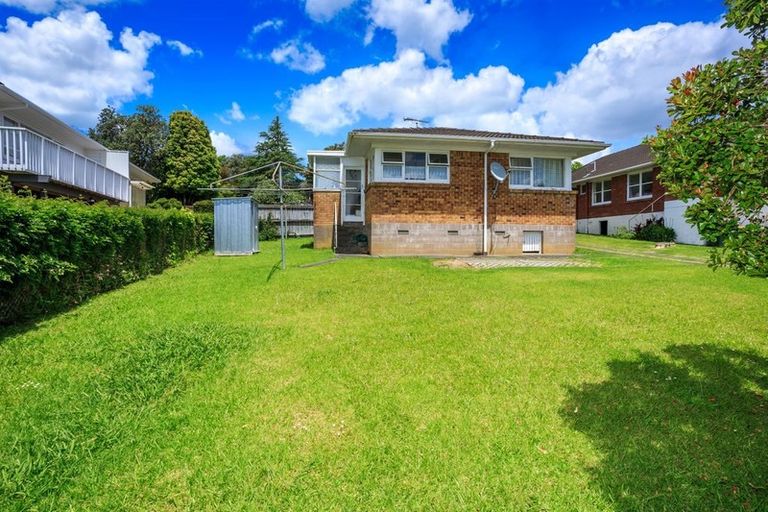 Photo of property in 2/29 Eban Avenue, Hillcrest, Auckland, 0627