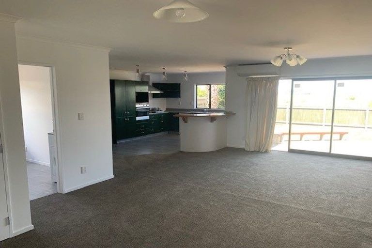 Photo of property in 69 The Esplanade, Westshore, Napier, 4110