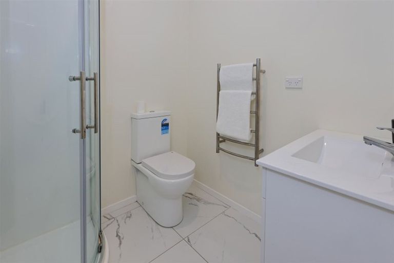 Photo of property in 28d Tram Valley Road, Swanson, Auckland, 0614