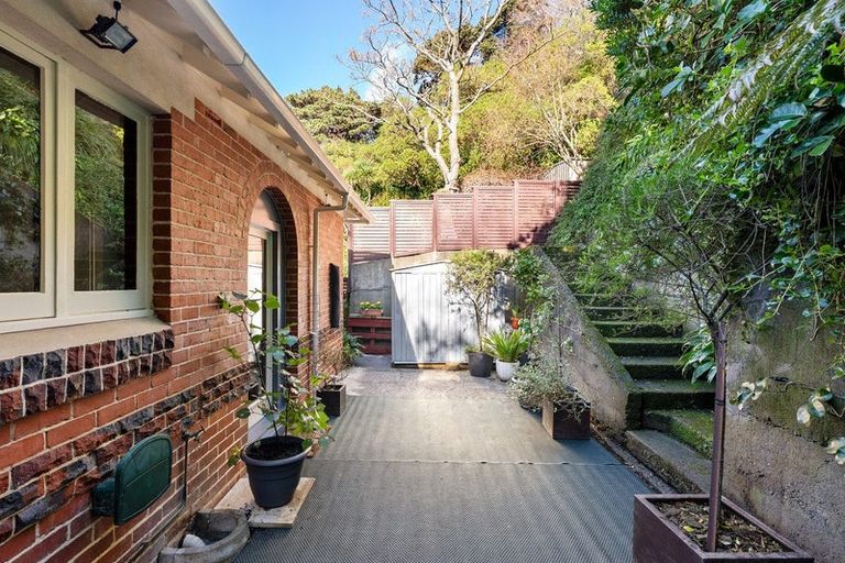 Photo of property in 450 Evans Bay Parade, Hataitai, Wellington, 6021