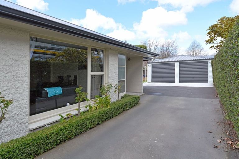 Photo of property in 2/12 Halton Street, Strowan, Christchurch, 8052