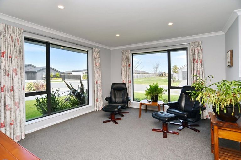 Photo of property in 11 Wearing Place, Kaiapoi, 7630