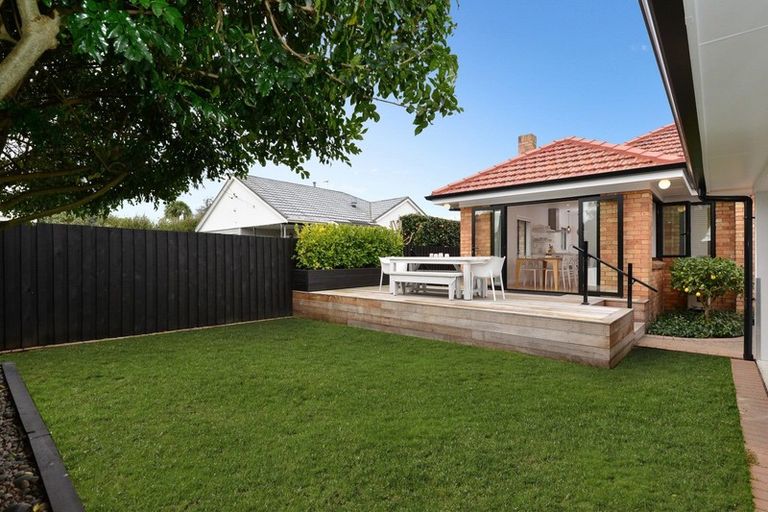 Photo of property in 3 Bolmuir Road, Forest Lake, Hamilton, 3200