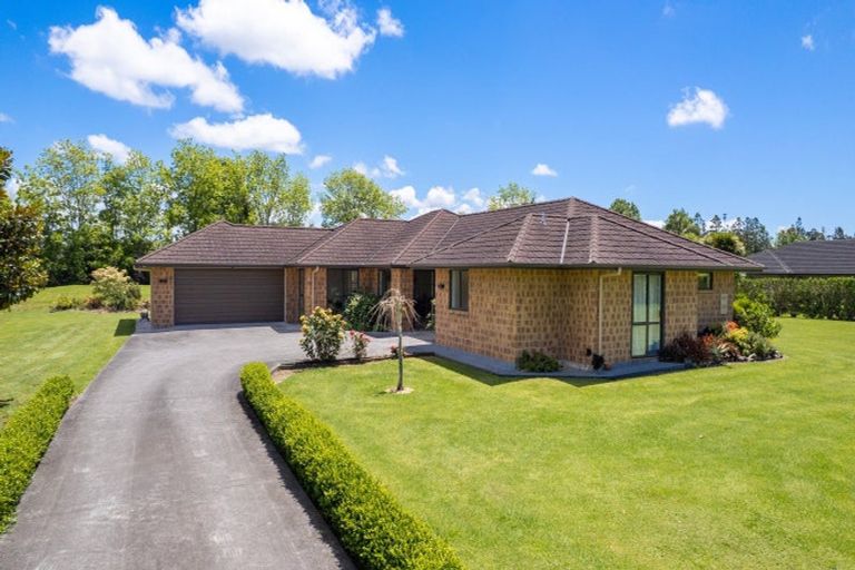 Photo of property in 11 Pathways Drive, Kerikeri, 0230