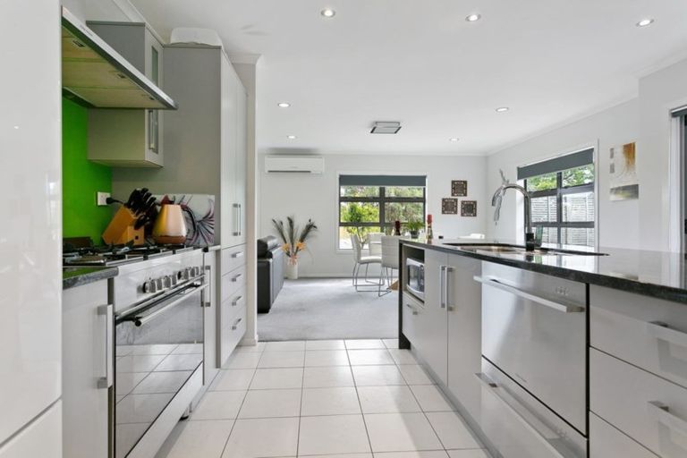 Photo of property in 18 Tulip Drive, Cambridge, 3434