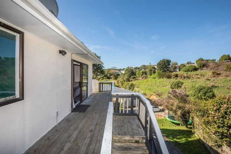 Photo of property in 2/17 Rose Street, Ranui, Porirua, 5024