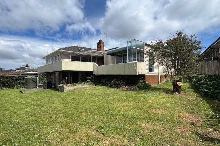 Photo of property in 63 Litten Road, Cockle Bay, Auckland, 2014