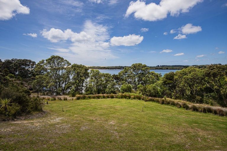 Photo of property in 152 Estuary Drive, Mangawhai Heads, Mangawhai, 0505