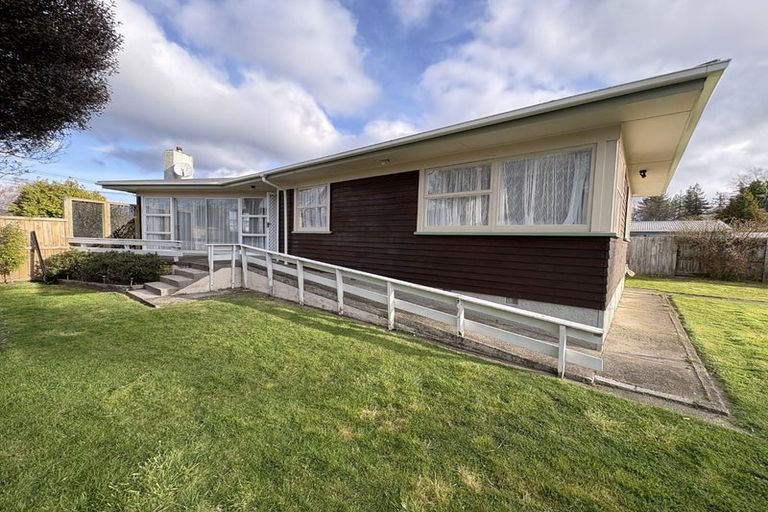 Photo of property in 59 Martin Street, Utuhina, Rotorua, 3015