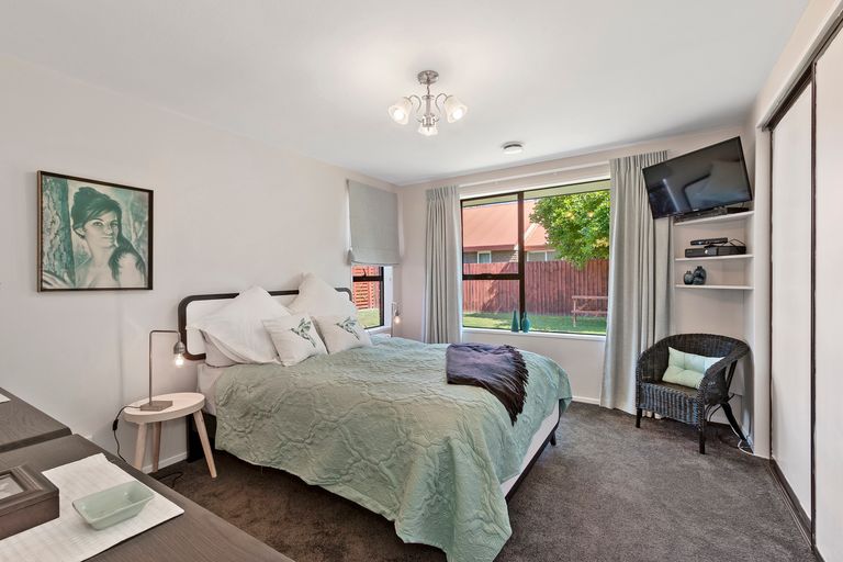 Photo of property in 3 Sunbeam Place, Halswell, Christchurch, 8025