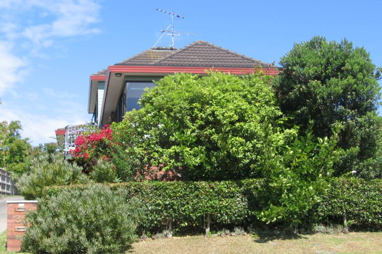 Photo of property in 1/35 Braemar Road, Rothesay Bay, Auckland, 0630
