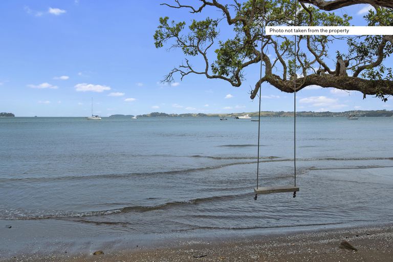 Photo of property in 6 Buckleton Road, Tawharanui Peninsula, Matakana, 0986