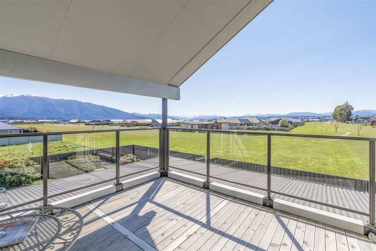 Photo of property in 18 Acheron Way, Te Anau, 9600