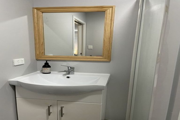 Photo of property in 3/464 Adelaide Road, Berhampore, Wellington, 6023