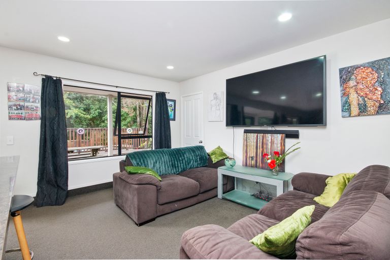 Photo of property in 163 Colombo Road, Waiuku, 2123