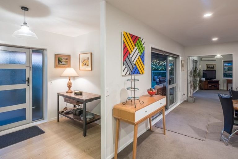 Photo of property in 38 Hillcrest Road, Raumati Beach, Paraparaumu, 5032