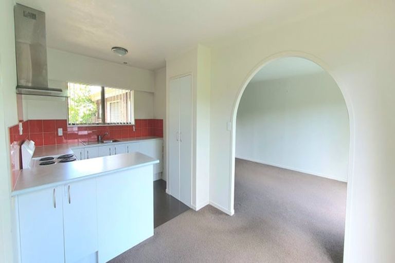 Photo of property in 21b Sunnypark Avenue, Rosehill, Papakura, 2113