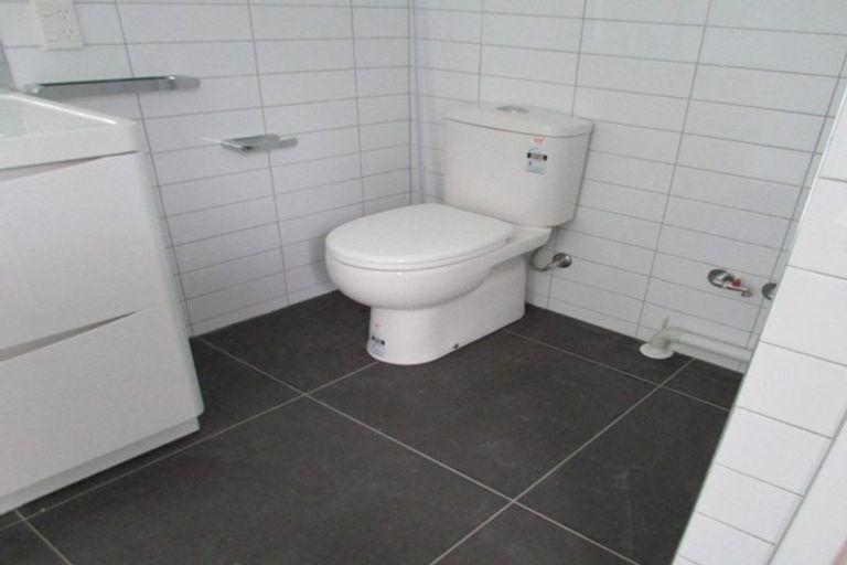 Photo of property in 70 Saint Davids Street, Lyttelton, 8082