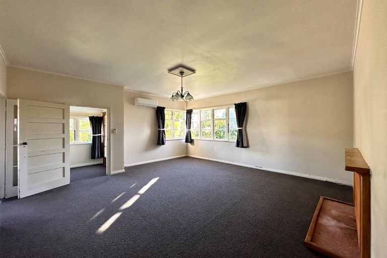 Photo of property in 2 White Street, Whanganui East, Whanganui, 4500