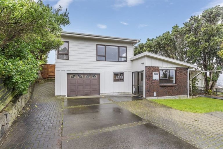 Photo of property in 145 Conclusion Street, Ascot Park, Porirua, 5024