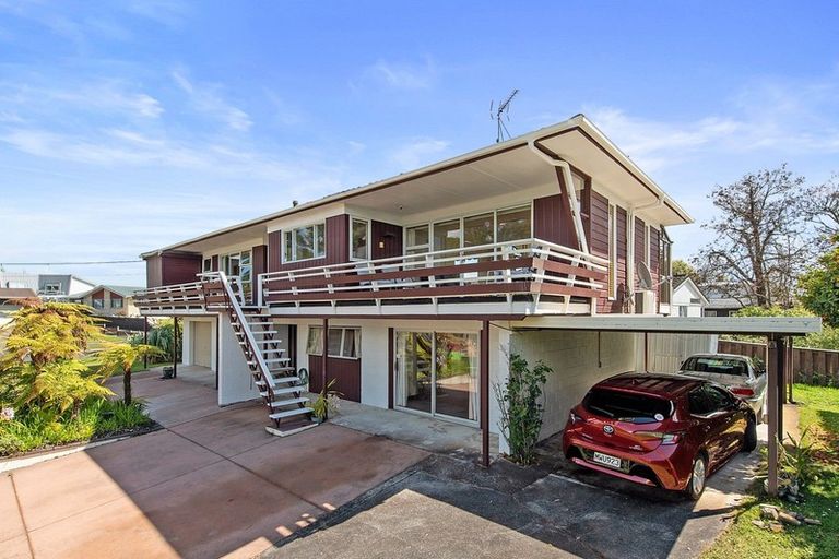 Photo of property in 10 Balfour Crescent, Riverlea, Hamilton, 3216