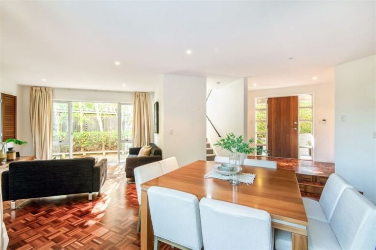 Photo of property in 45a Williamson Avenue, Belmont, Auckland, 0622