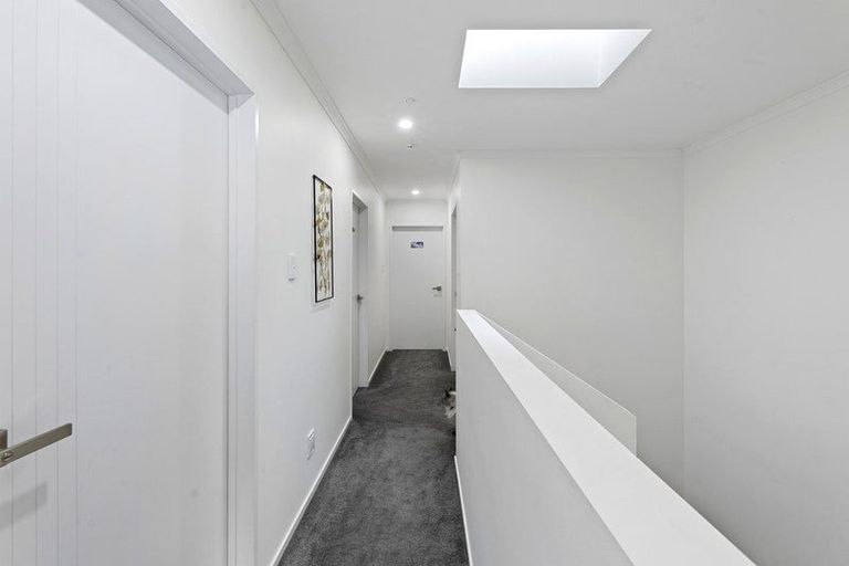 Photo of property in 20 Warbler Crescent, Papakura, 2110