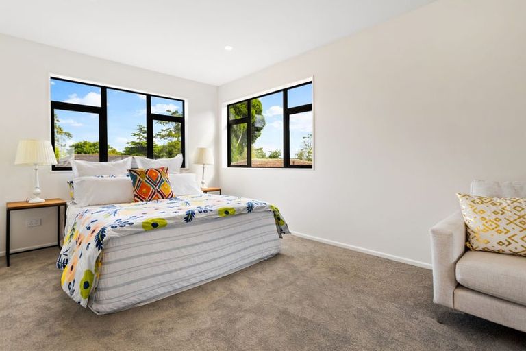 Photo of property in 5b Norval Road, Henderson, Auckland, 0610