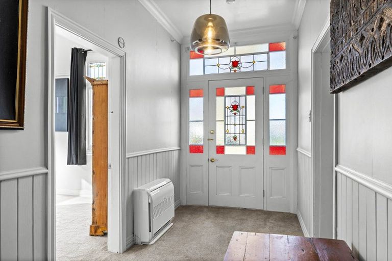 Photo of property in 206 Main Street, Greytown, 5712