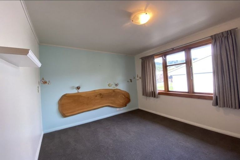 Photo of property in 89 Waikawa Road, Picton, 7220