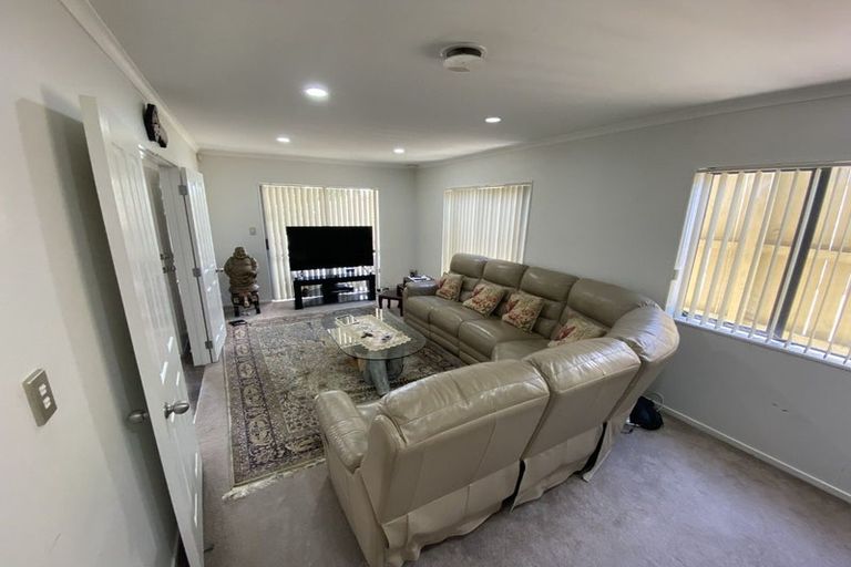 Photo of property in 9 Maxwell Avenue, Papatoetoe, Auckland, 2025