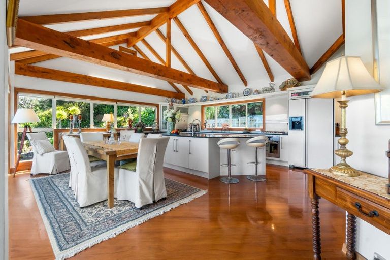 Photo of property in 8 Prospect Street, Russell, 0202