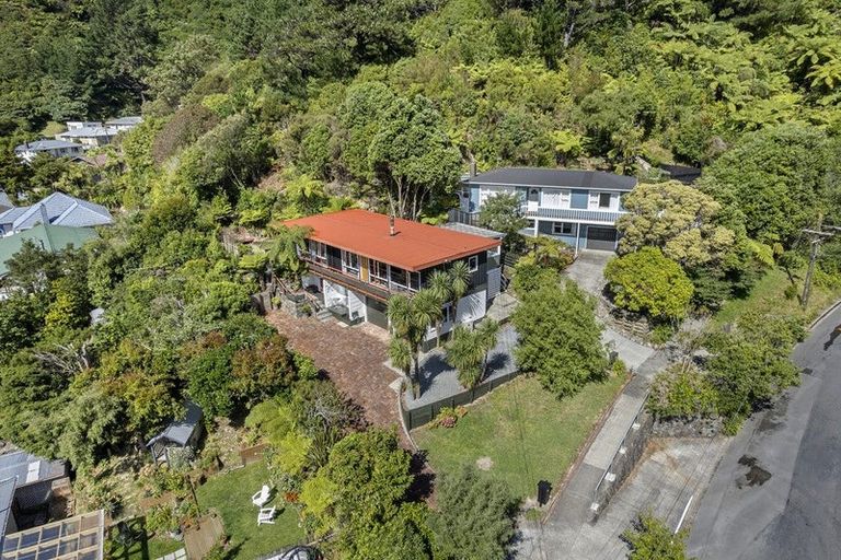 Photo of property in 12 Willcox Grove, Naenae, Lower Hutt, 5011